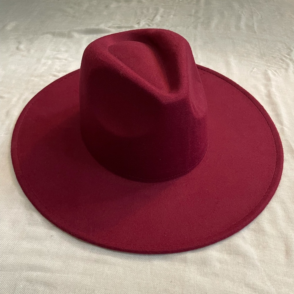 Burgundy felt hat